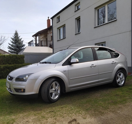 Ford Focus cena 13800 przebieg: 143500, rok produkcji 2006 z Otwock małe 781